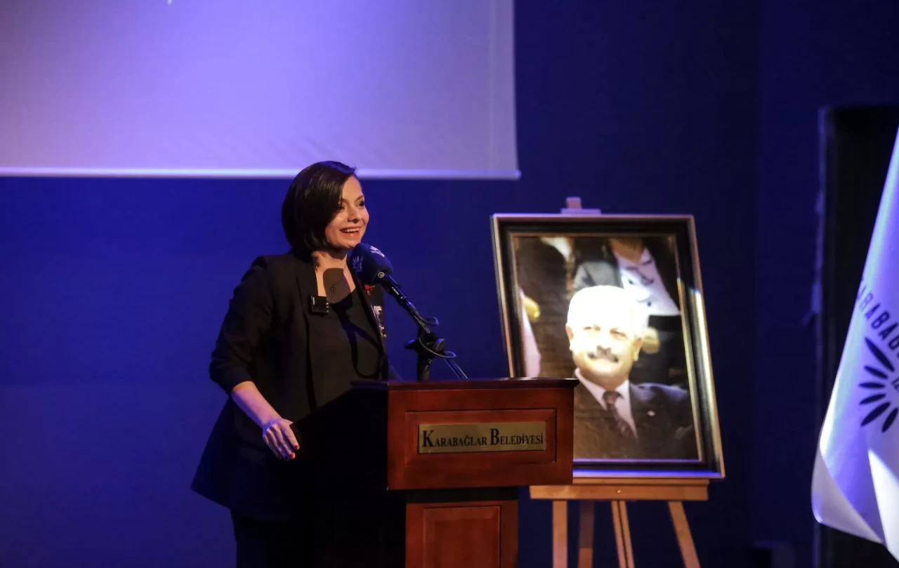 Karabağlar Belediyesi Kurucu Başkanı Sıtkı Kürüm Anıldı