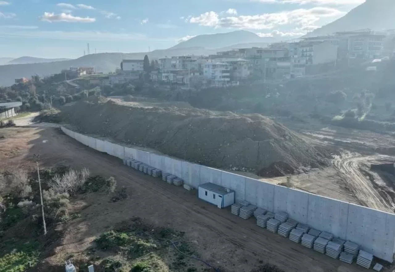 İzmir'de Buca ve Bornova'yı birbirine bağlayacak Onat Tüneli'nde ışığa sadece 210 metre kaldı!