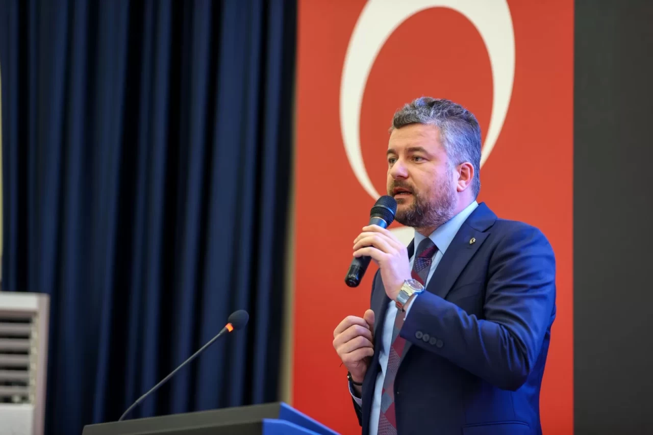 Buca Belediyesi, Dijital Döneme Geçiyor: Vatandaşlar 7/24 Online Hizmet Alabilecek!
