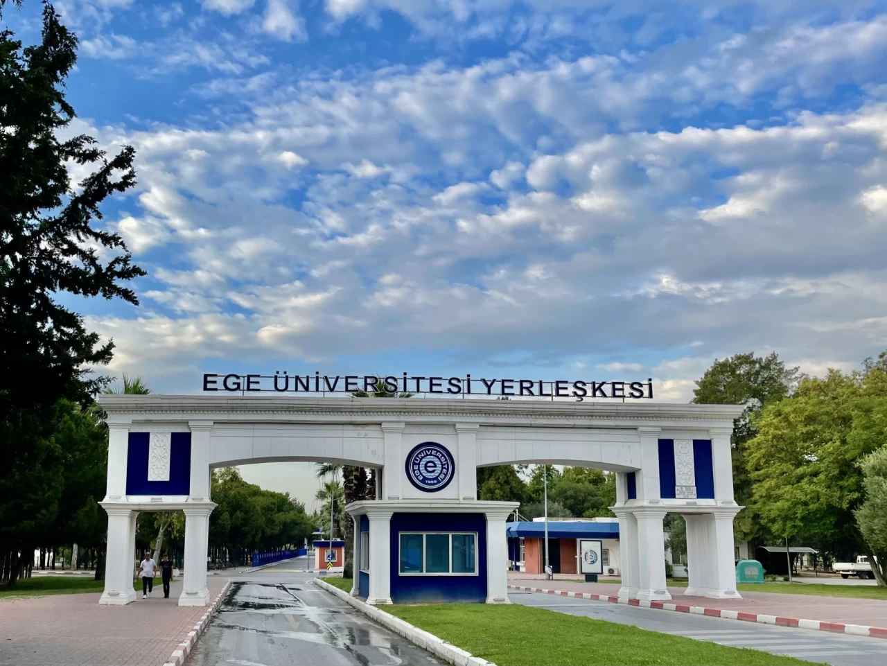 Türkiye ve Özbekistan El Ele: Uluslararası Türk Devletleri Üniversitesi Taşkent'te Açıldı!