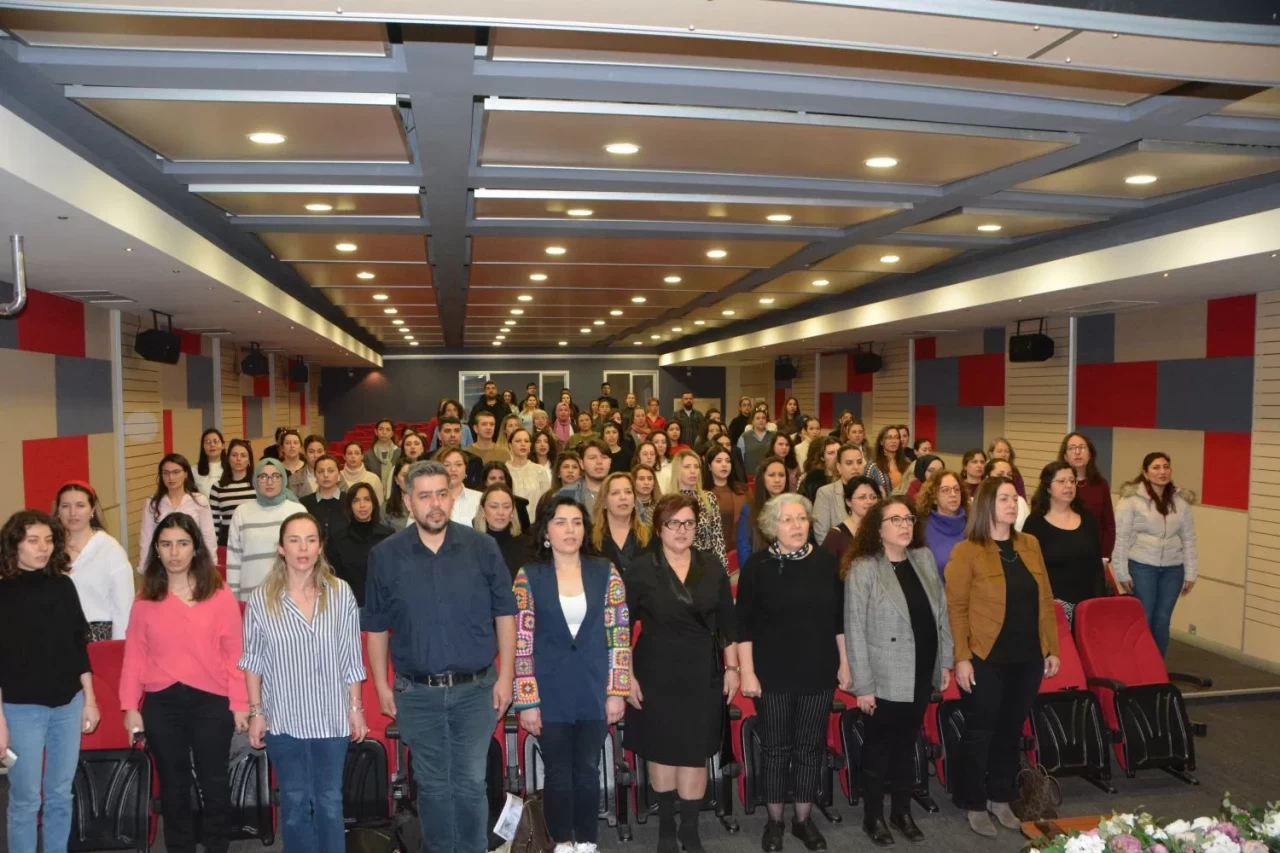 Ege Üniversitesi’nde “Erken Çocukluk Eğitiminde Yenilikçi Yaklaşımlar” Konferansı