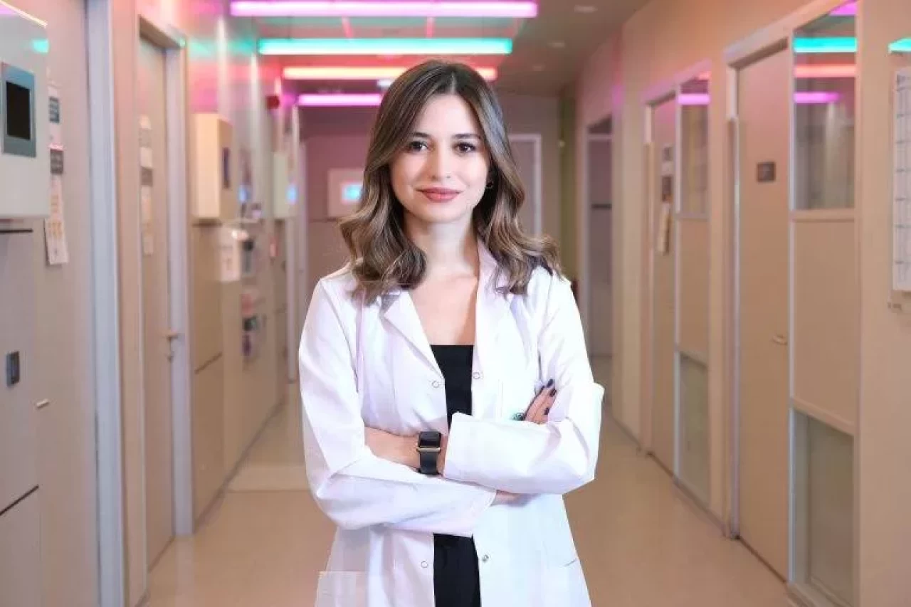 Aşırı İlgi ve İlgisizlik İlişkilerde Duygusal Kriz Yaratabilir: Uzman Açıklıyor