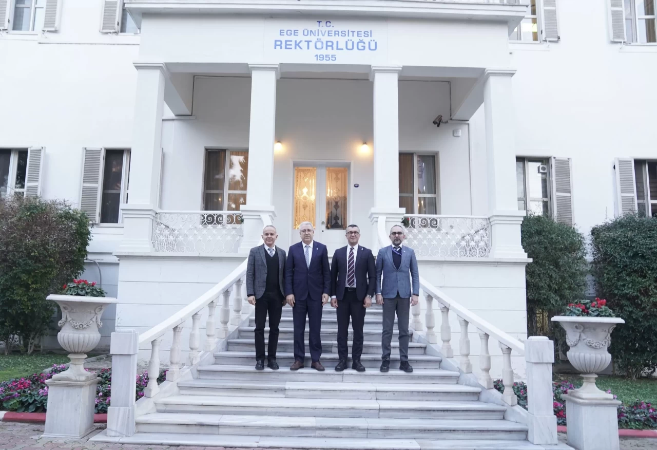 Ege Üniversitesi'nde Sağlıkta Devrim: TÜSEB İzmir'e Merkez Kuruyor!