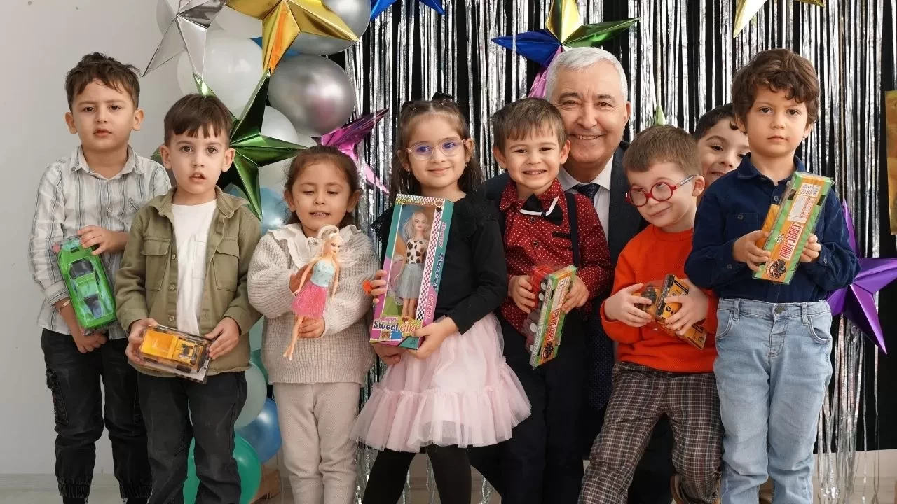 Çalışan Annelerin Yükünü Hafifleten Kemalpaşa'dan 5 Yeni Kreş