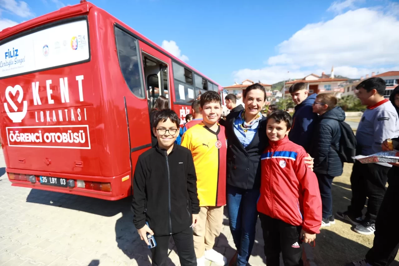 Efes Selçuk'taki sosyal projelerle belediyecilik mücadelesi sürüyor