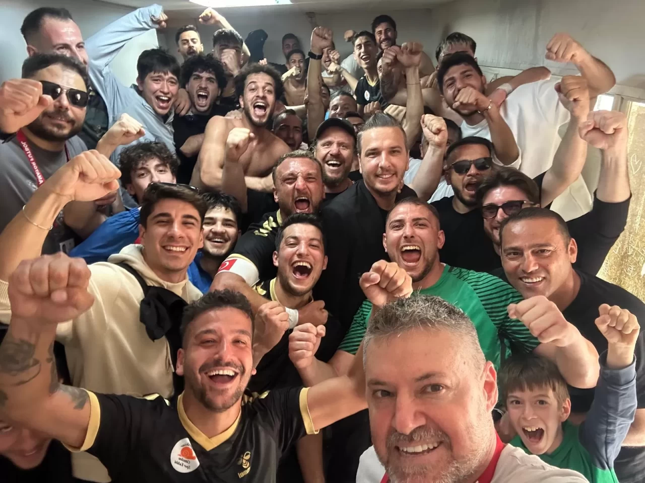 Sakinşehir Seferihisar, Gaziemir'i 2-1 yenerek Play Off'lara bir adım daha yaklaştı!