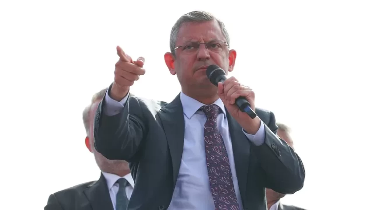 İmamoğlu İçin Dev İmza Kampanyası: CHP Erken Seçim Ateşini Yakıyor!