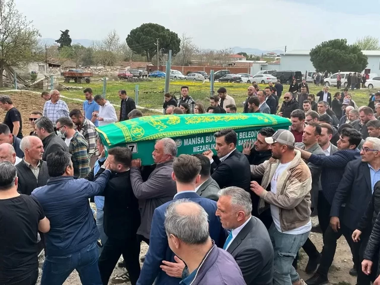 Manisa'da Kalp Krizi Nedeniyle Hayatını Kaybeden Güney Temiz'e Veda Töreni Düzenlendi