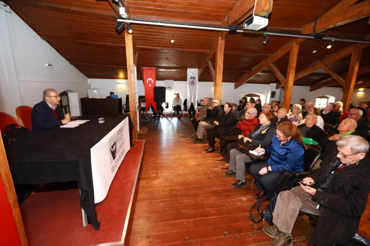 Devrim Yasaları'nın 101. yılı Selçuk'ta düzenlenen seminarde değerlendirildi