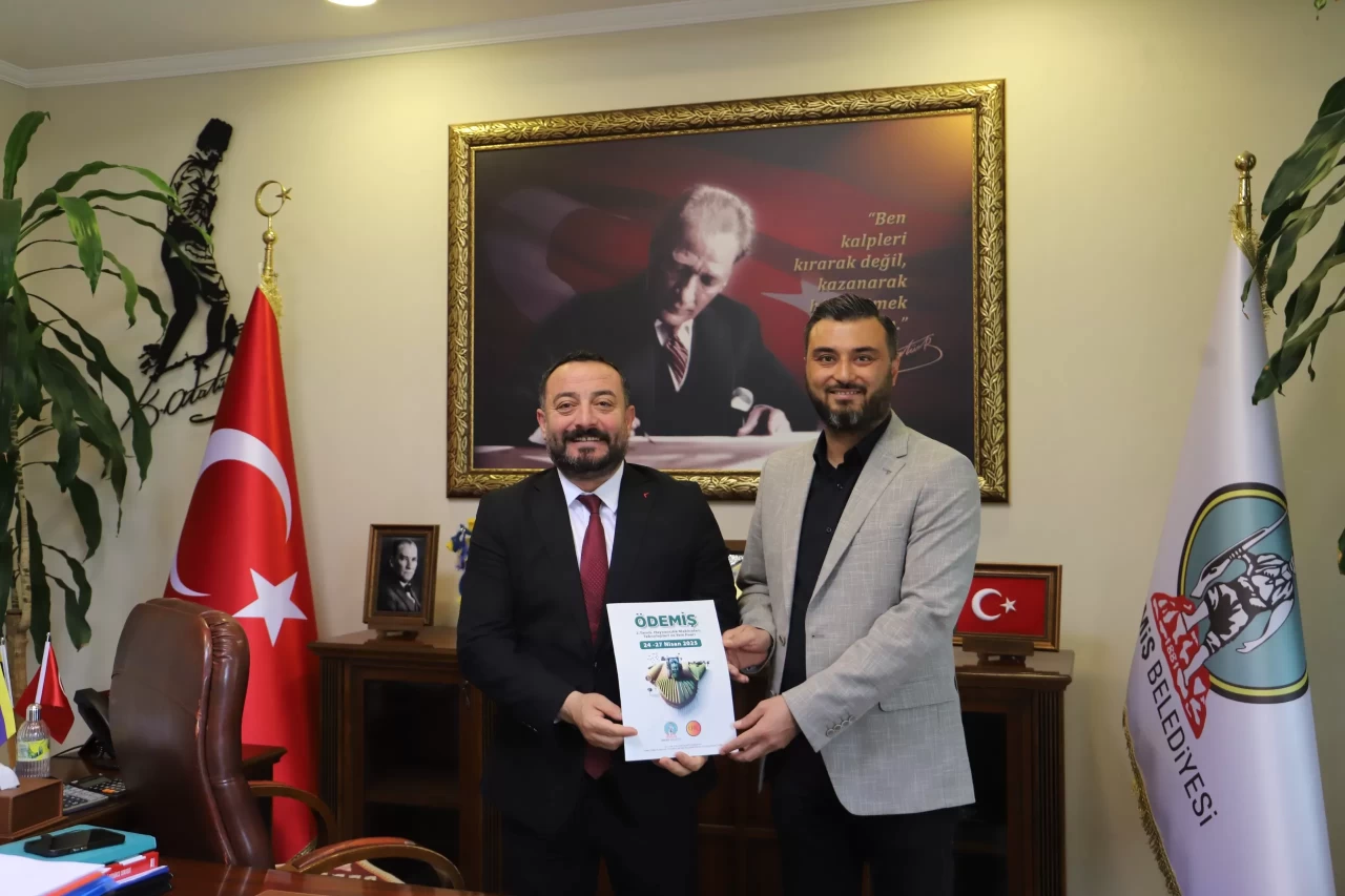 Ödemiş'te Tarım Fuarı İçin Geri Sayım Başladı: İleri Teknoloji Üretimi Güçlendirecek