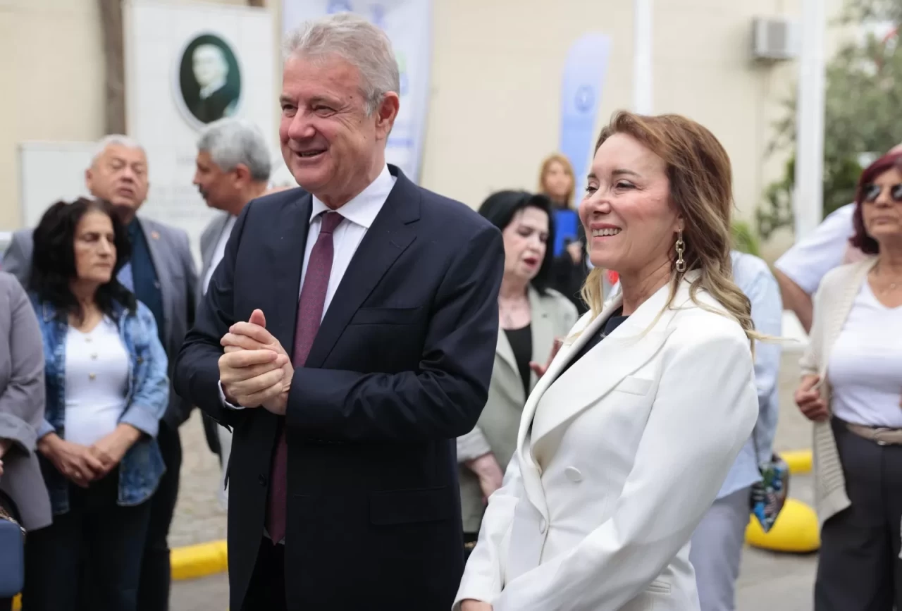 Konak Gıda Çarşısı Temizliği İçin 50 Yeni Konteyner! Başkan Mutlu’dan Açıklama