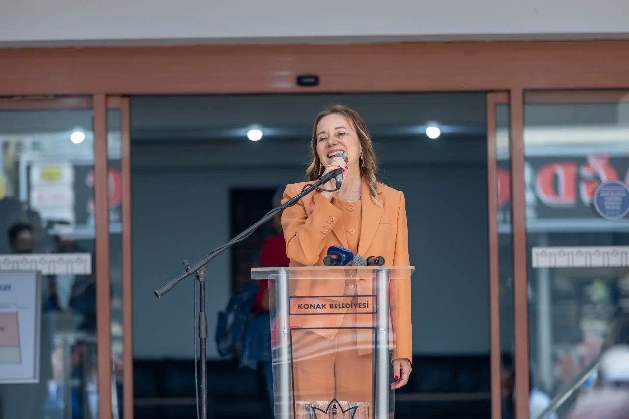 Konak’tan Gençlere Müjde: Yeni Kütüphaneler ve Mutluluk Kahvesi Açıldı!