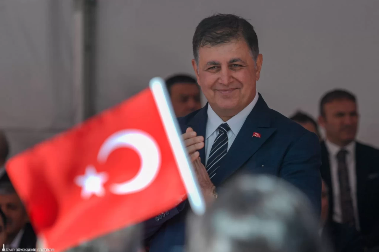 Cemil Tugay’dan 23 Nisan mesajı: “Egemenlik sonsuza dek milletin”