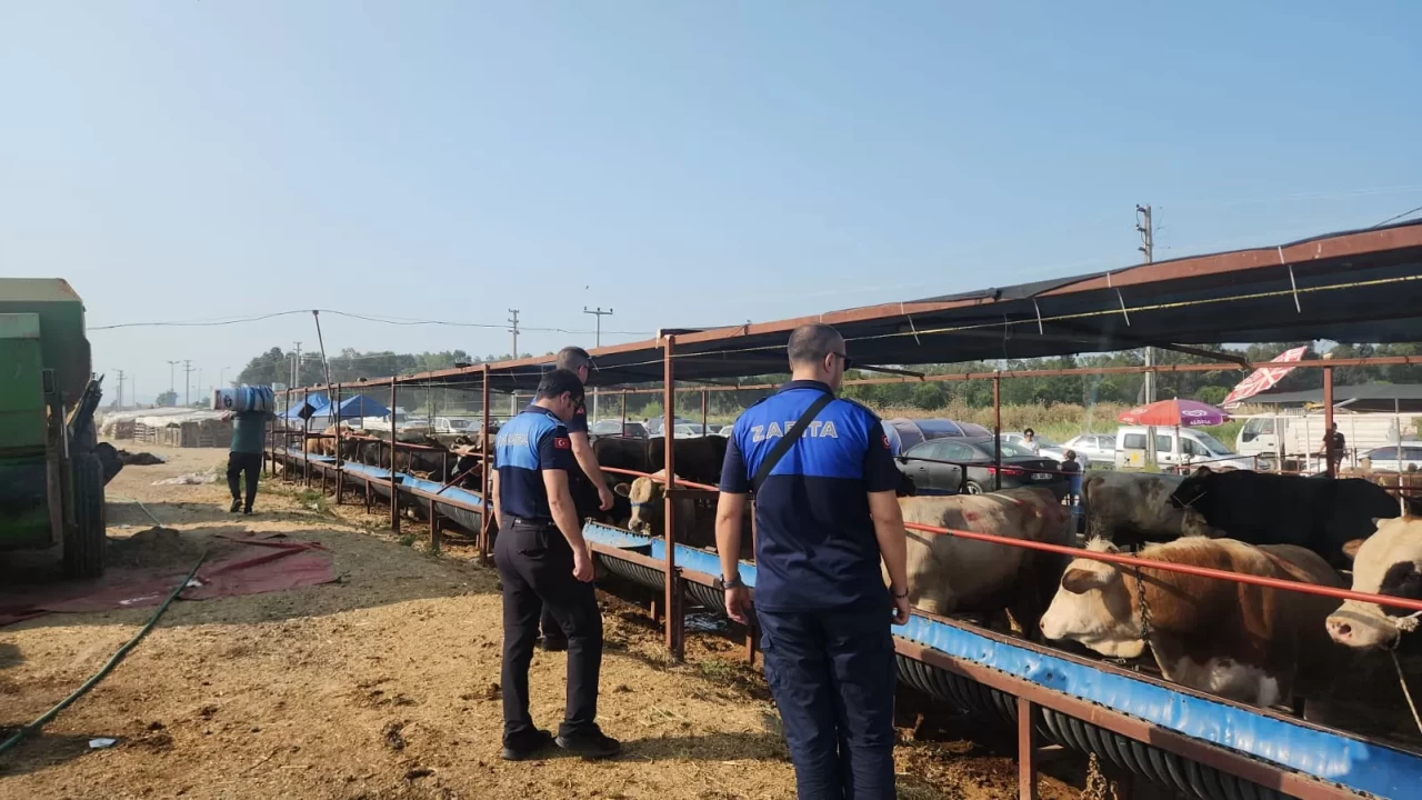 Çiğli’de kurban pazarlarına ve kesim noktalarına sıkı denetim