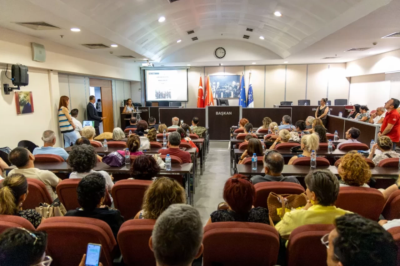 Karşıyaka’nın “Mahalle Afet Gönüllüleri” hayat kurtaracak