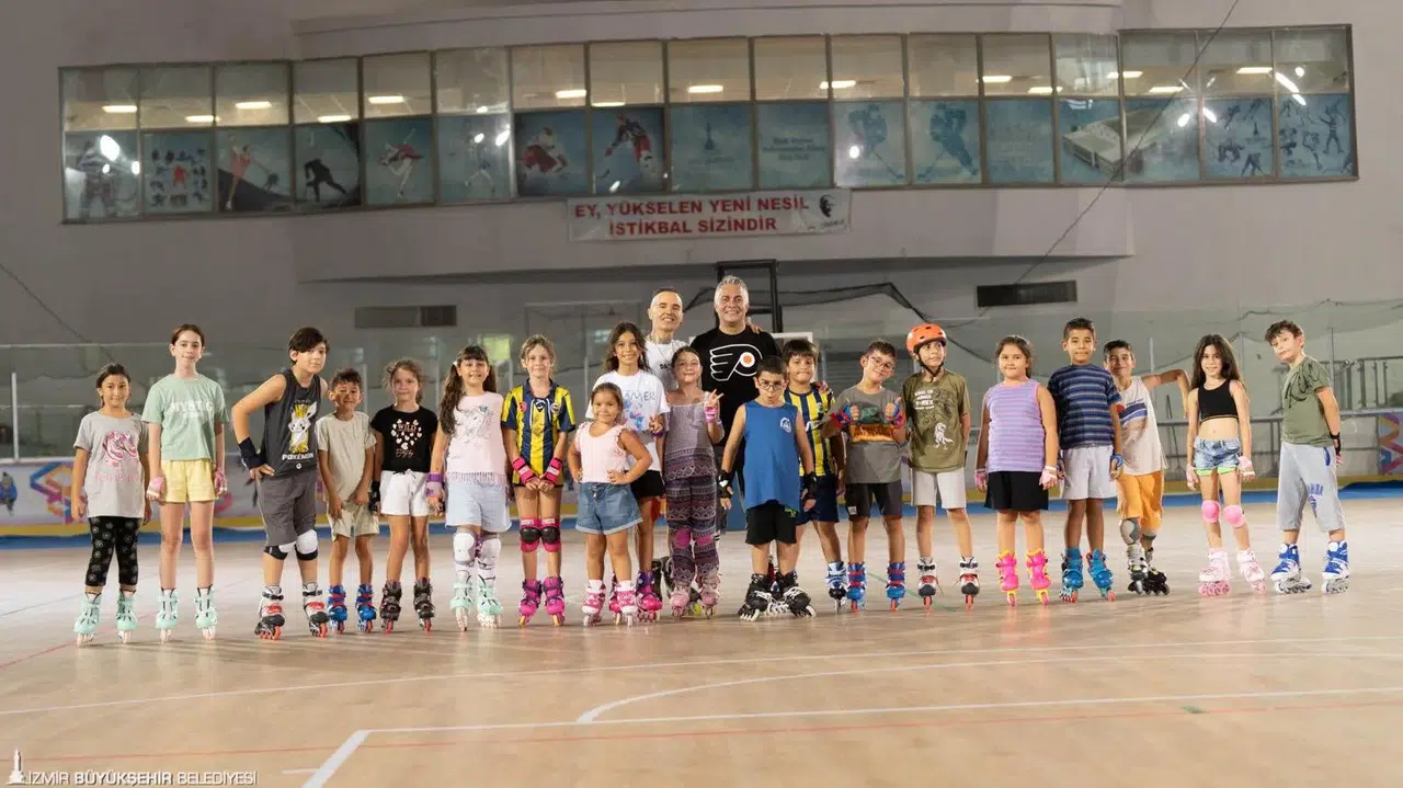 İzmir’de tekerlekli paten kursuna ilgi yoğun