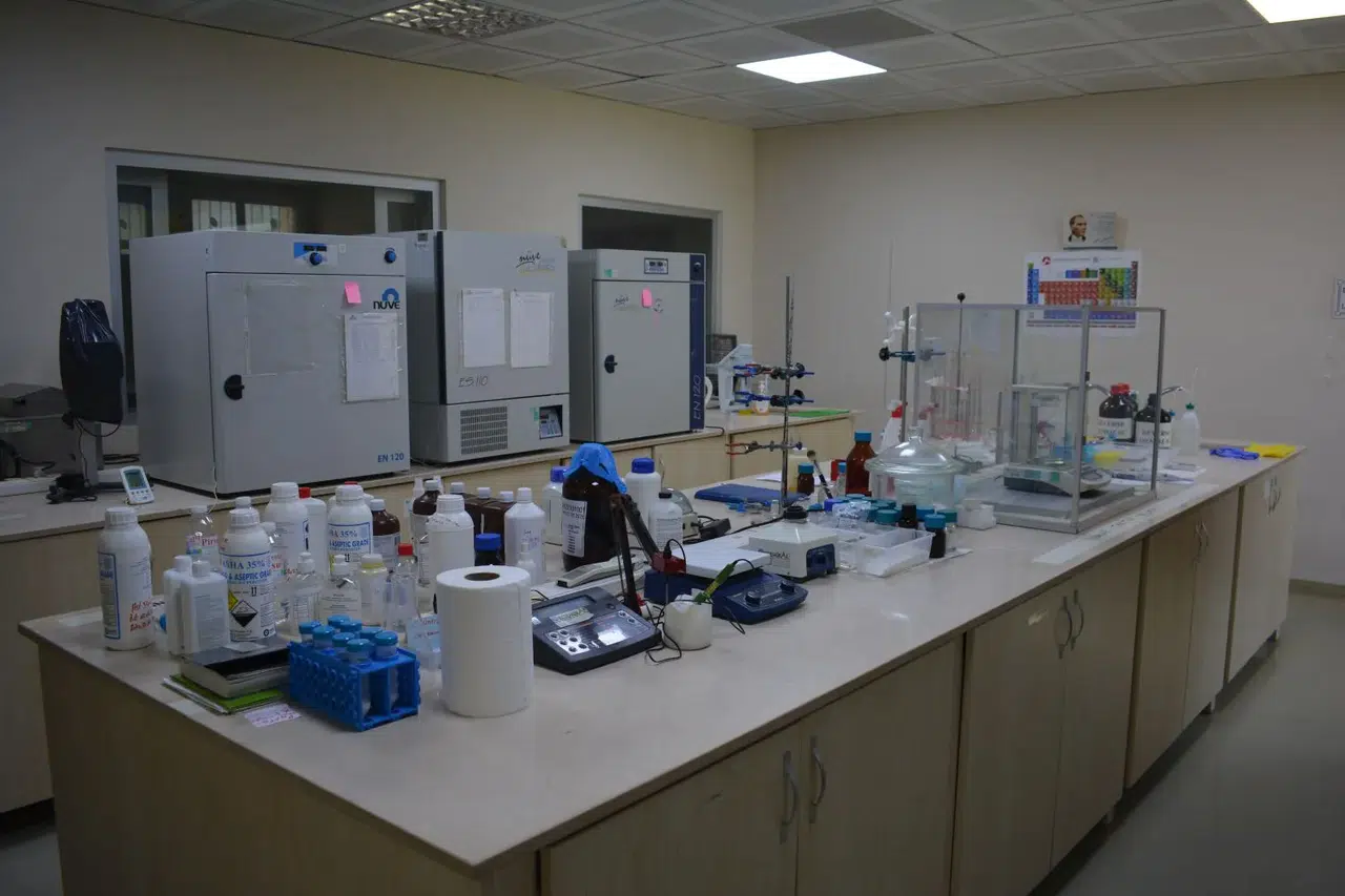 EGEMİKAL mikrobiyolojik analizlerde akreditasyon güvencesi sağlıyor