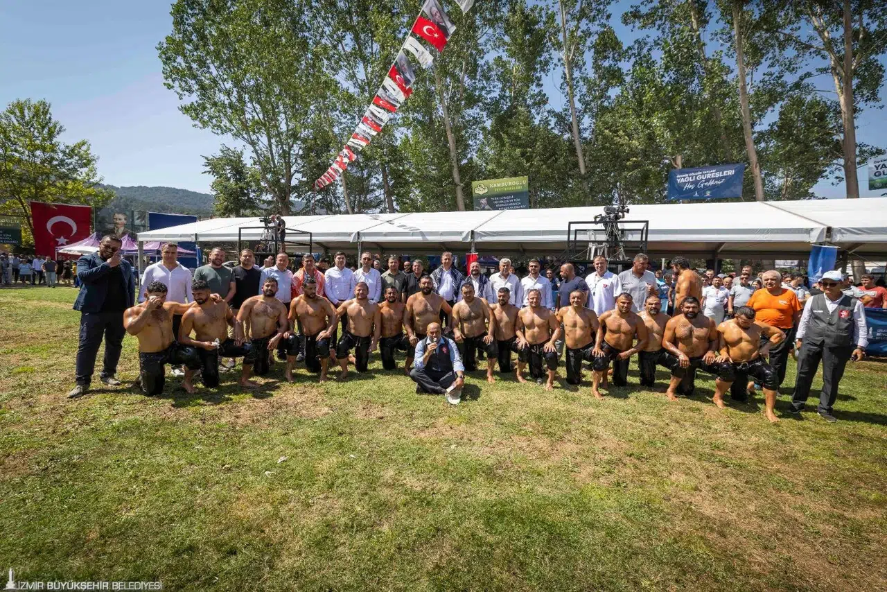 Başkan Tugay’dan yağlı güreş branşı müjdesi