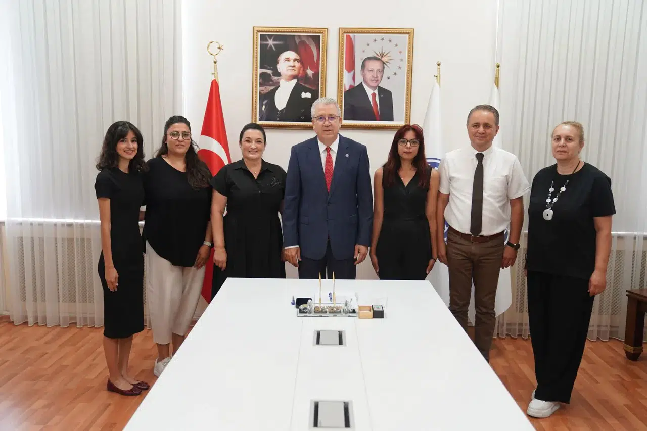 Ege Üniversitesinde sporcu sağlığına yeni bir soluk: Adölesan su altı ragbi sporcuları için TÜBİTAK destekli araştırma başlatıldı