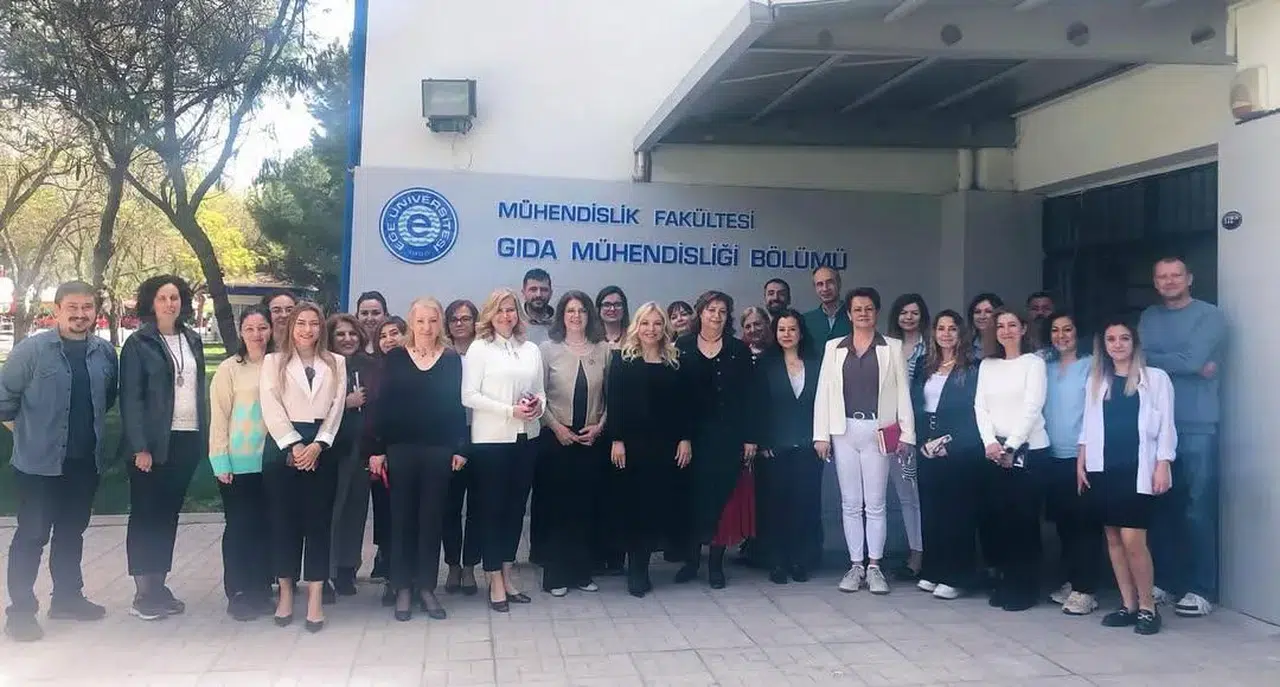 Eğitimde teori ve pratiği buluşturan yaklaşımıyla gıda sektörüne yön veren nitelikli mühendisler yetiştiriyor