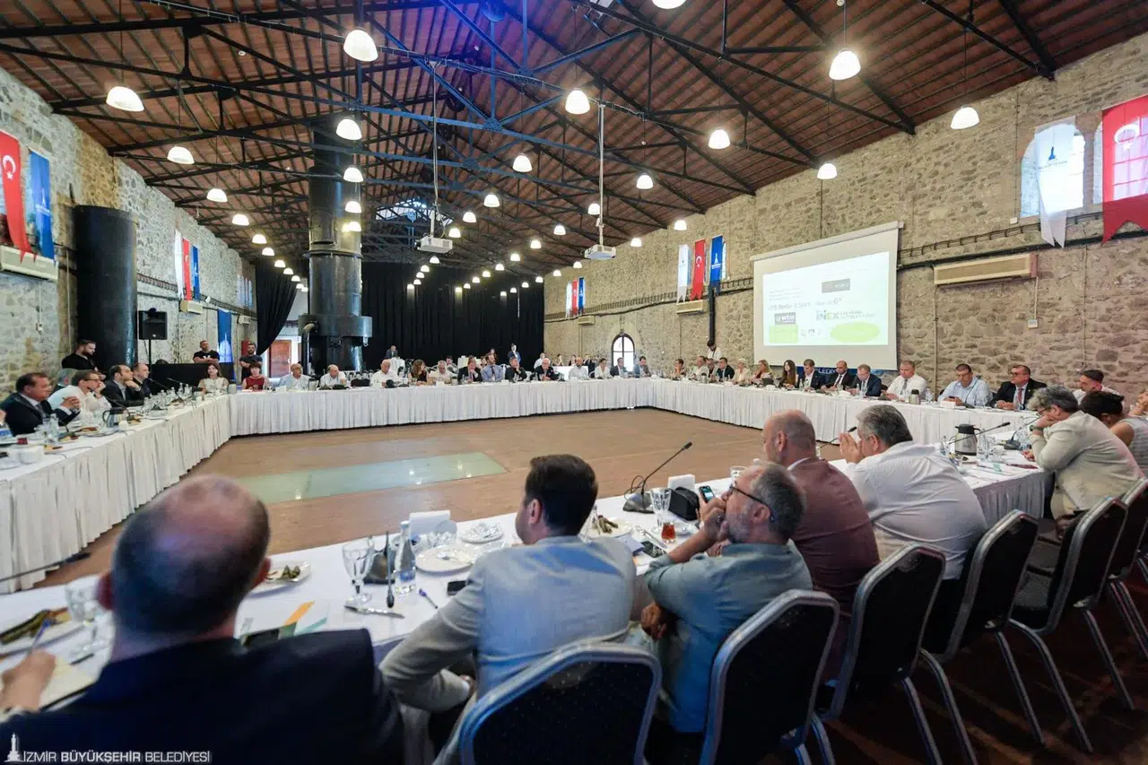 Tugay: Elimizin altında olan hazineleri görmeliyiz