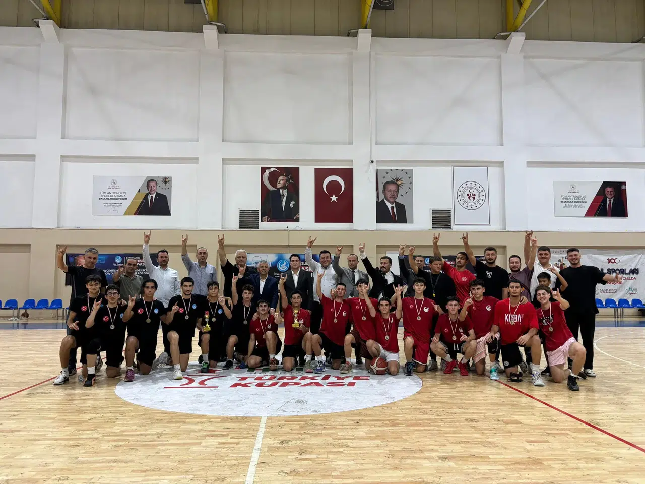 Ülkü Ocakları İzmir İl Başkanlığı İlçeler Arası Basketbol Turnuvası’nın Final Müsabakası Gerçekleşti!