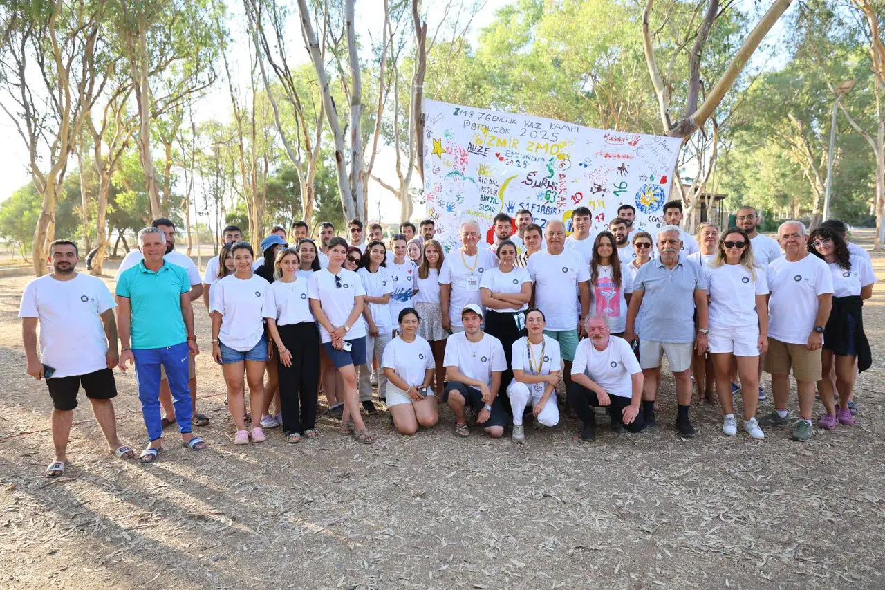 Başkan Sengel Gençlere Efes Tarlası Yaşam Köyü’nü anlattı