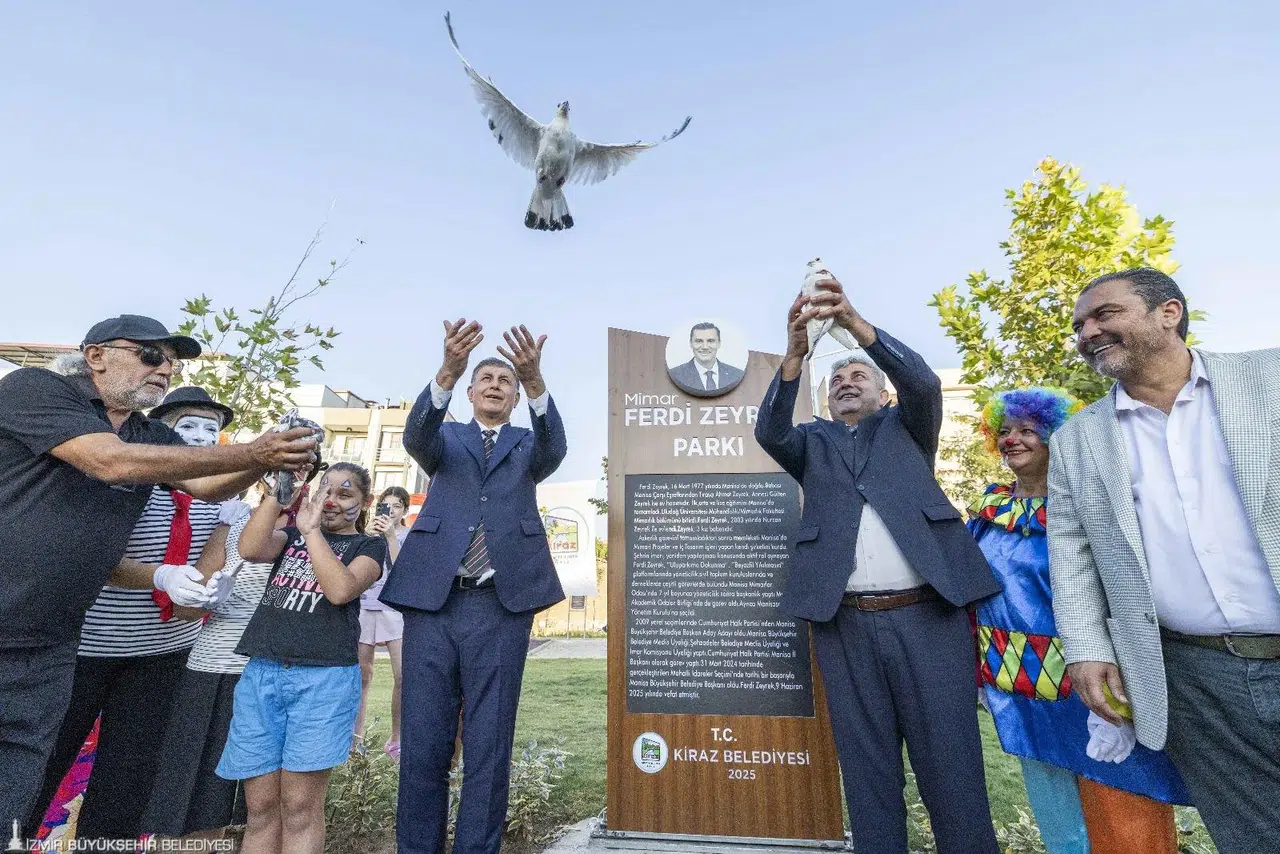 Mimar Ferdi Zeyrek Parkı ve Zübeyde Hanım Anne Evi açıldı