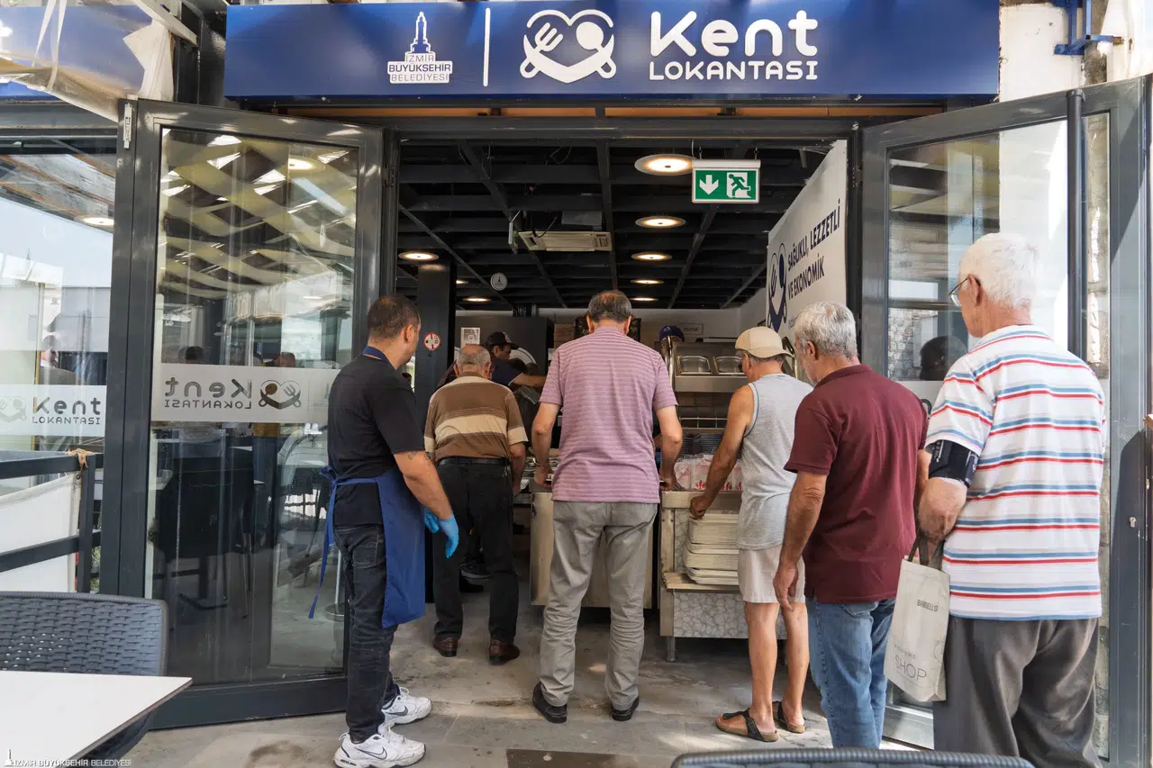 İzmirlilerin bütçesine dost: Kent Lokantaları