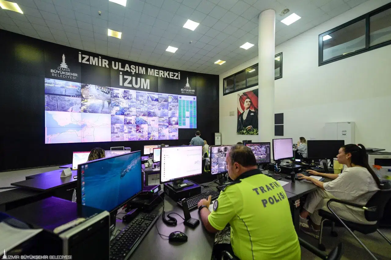 İzmir trafiği “İZUM”un radarında