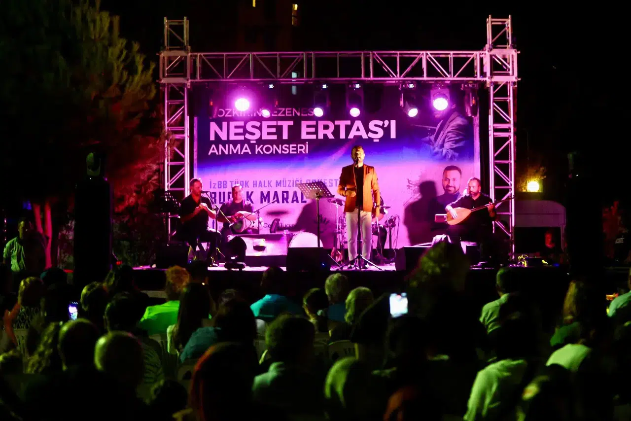 Karabağlar’da Neşet Ertaş türküleriyle anıldı