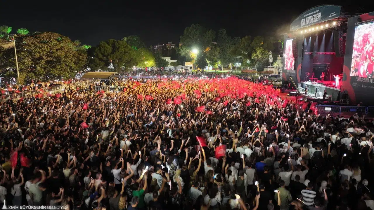 94. İEF’de 30 Ağustos’a yakışan gece