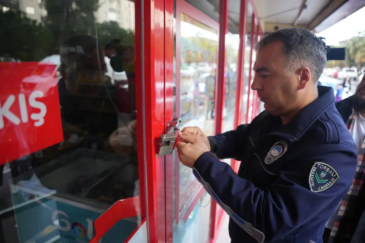 TORBALI BELEDİYESİ GIDA TERÖRÜNE GEÇİT VERMEDİ