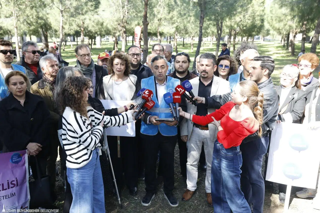 İzmirli sanatçılardan ve Kent Konseyi’nden Meslek Fabrikası için destek