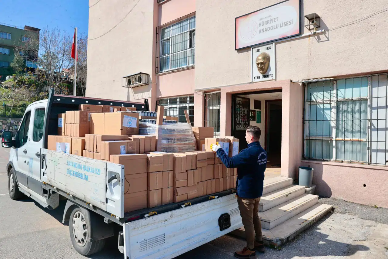 Konak’tan okullara ‘hijyenik’ destek