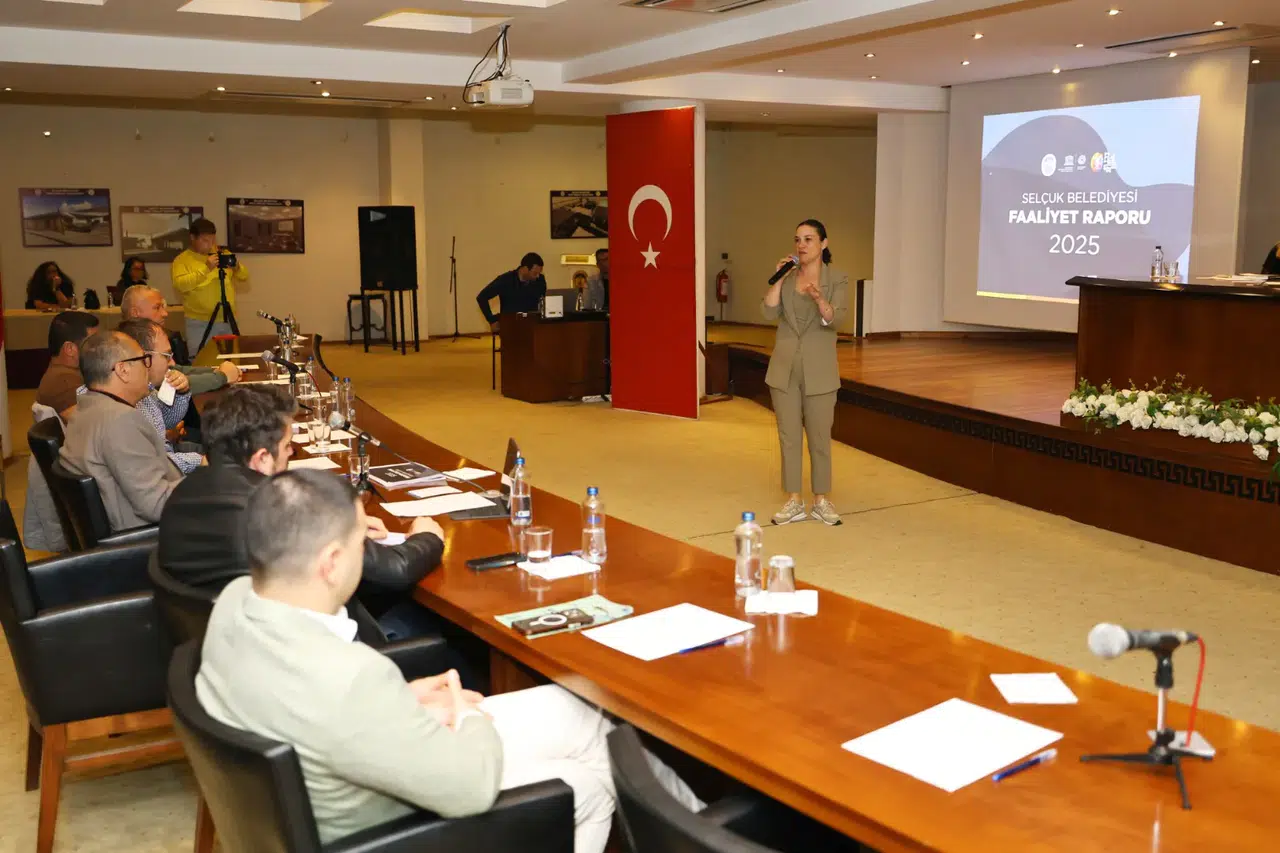 BAŞKAN SENGEL: HER ŞEYE RAĞMEN AYAKTA KALAN BİR BELEDİYEYİZ