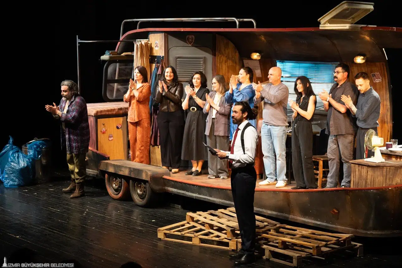 “Halktan Biri” seyirciyle buluştu