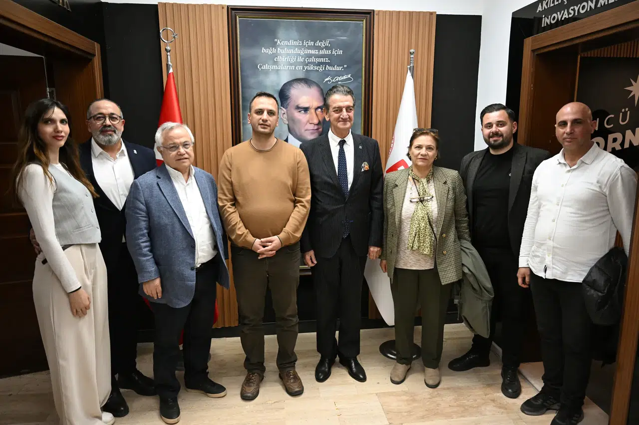 Bornova’da ADD’den güçlü mesaj:“Cumhuriyet değerleri ortak paydamızdır”