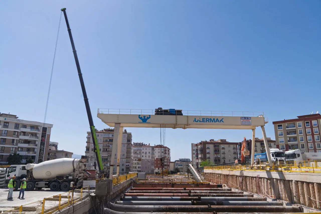 Buca Metrosu’nda 2028 hedefi için çalışmalar sürüyor