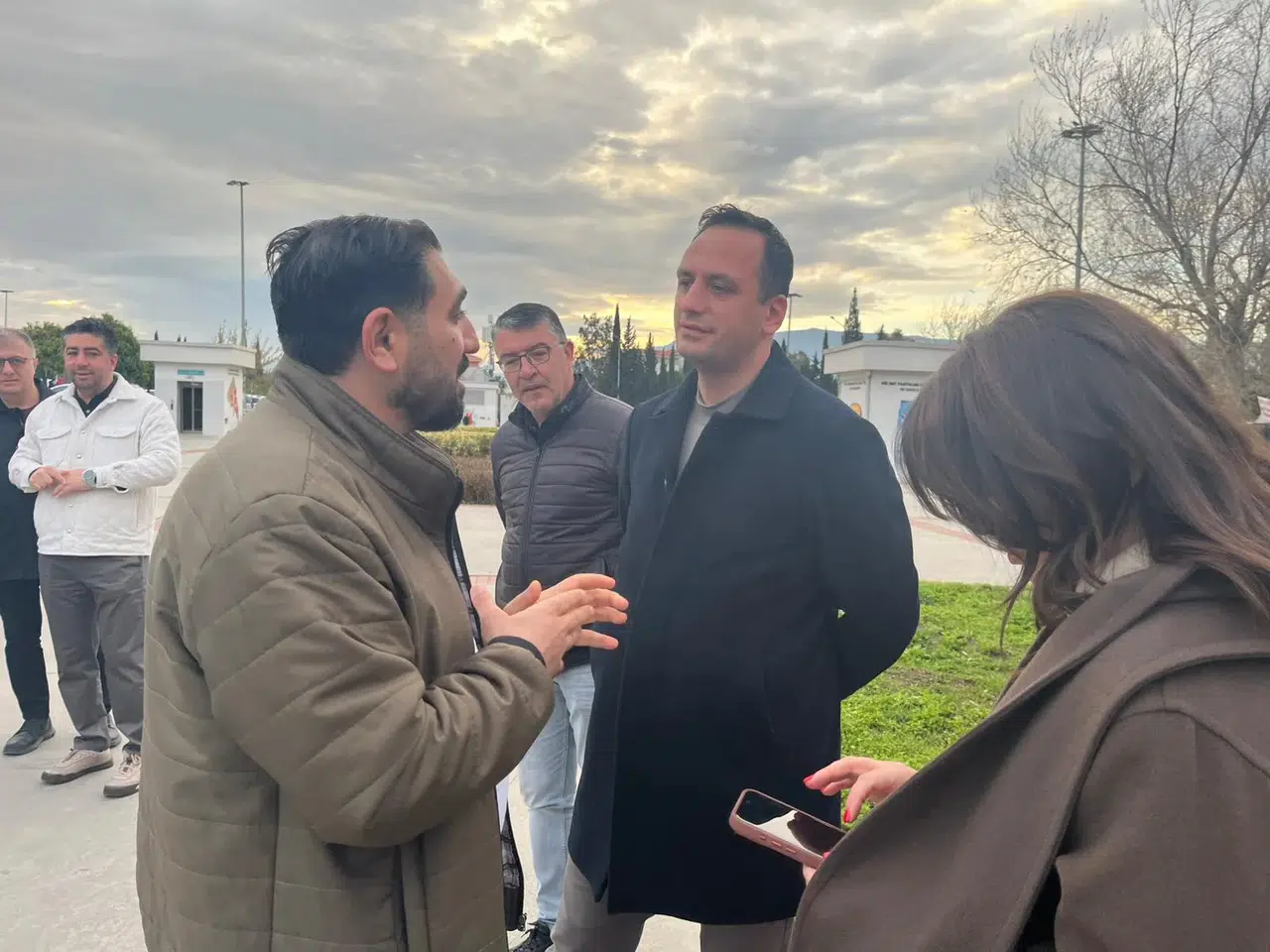 Bornova’da sıcak dayanışma büyüyor