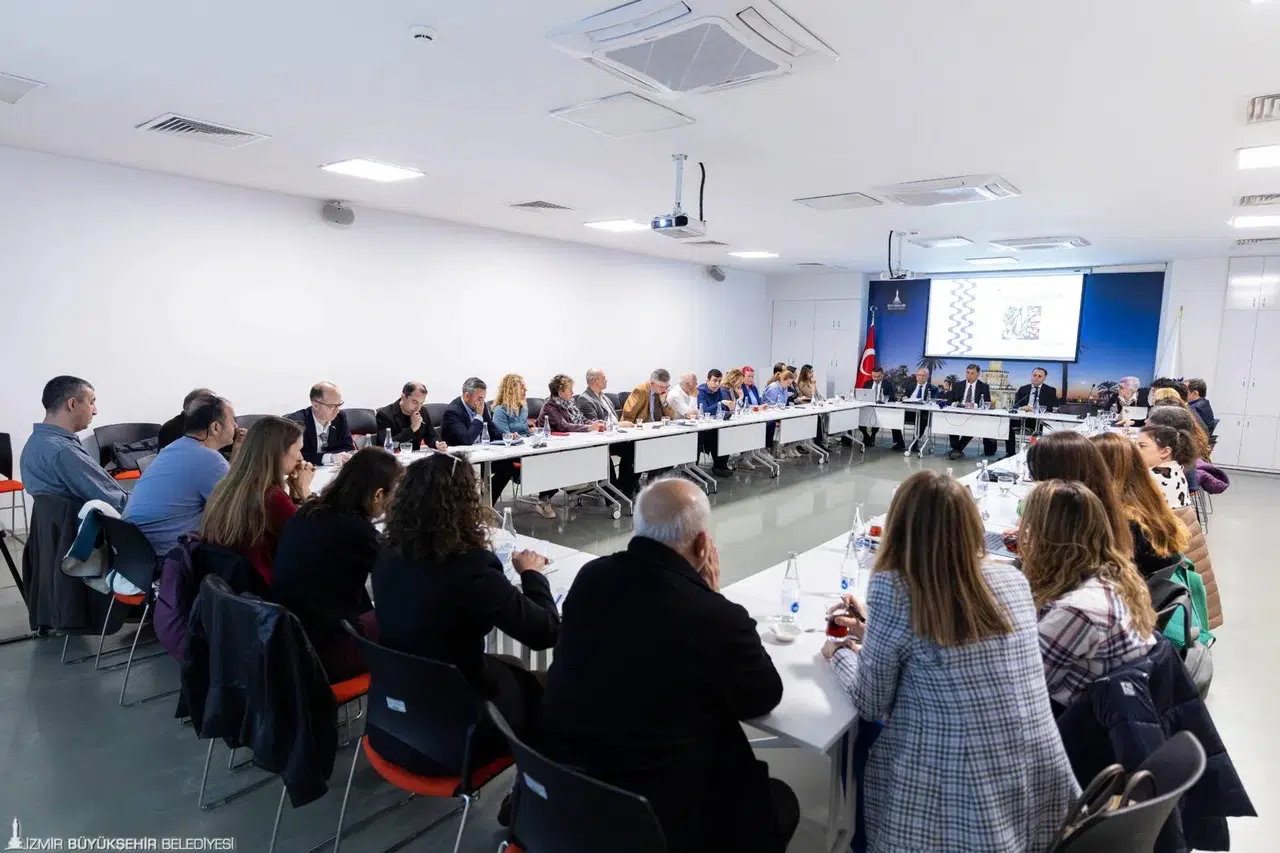 ​İzmir ortak aklı harekete geçiren konsey ve kurullarıyla kalkınacak
