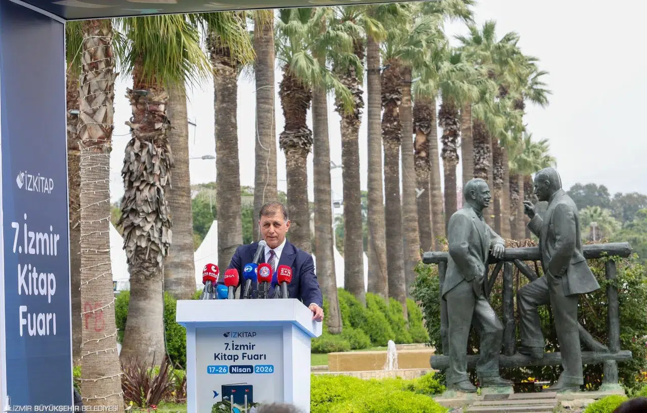 Kentin hafızasından geleceğine uzanan yayınlar İzmir Kitap Fuarı’nda