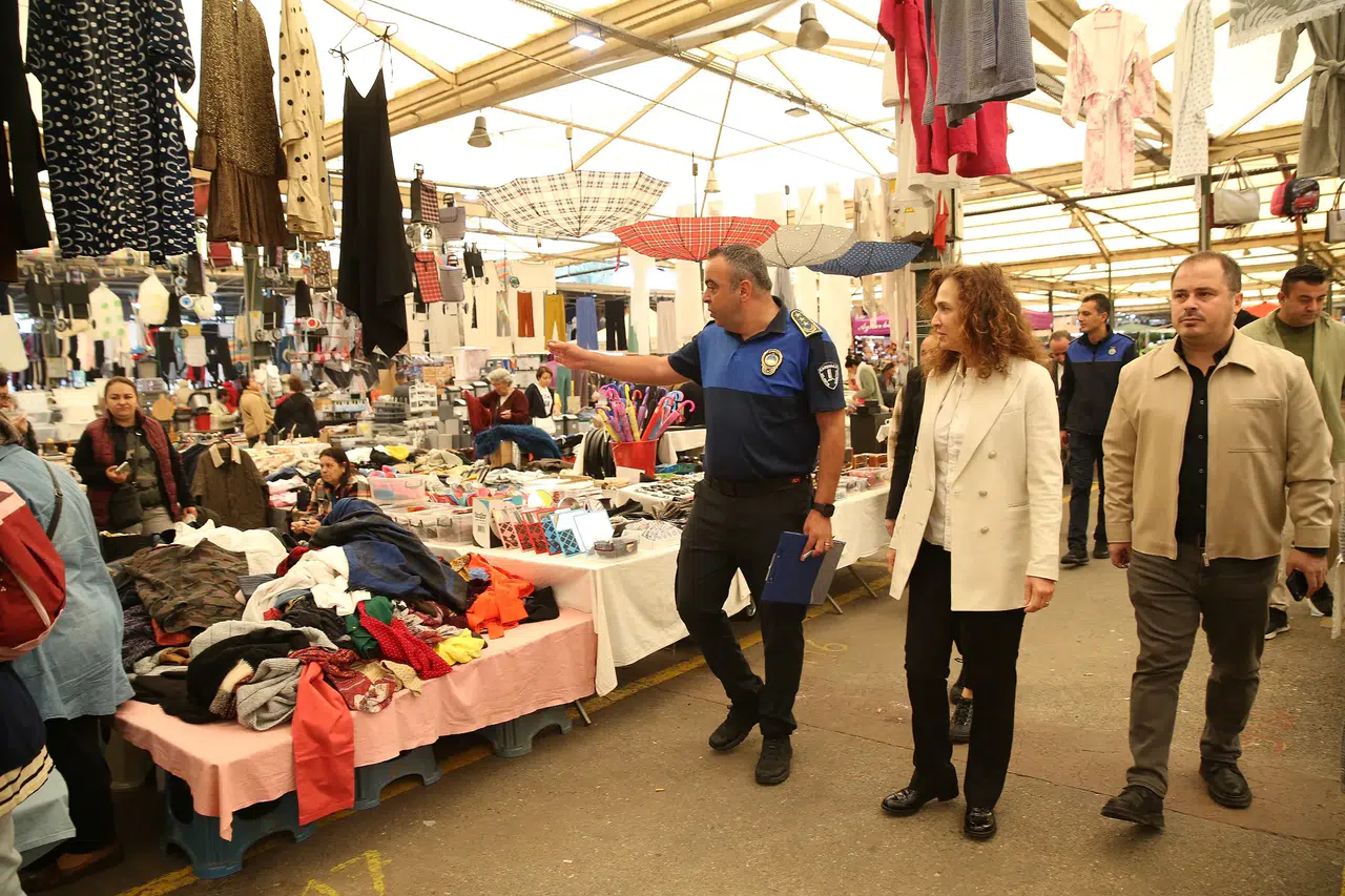 “Tekstil Günleri” Bostanlı Pazar Yeri’nde kapılarını açıyor!