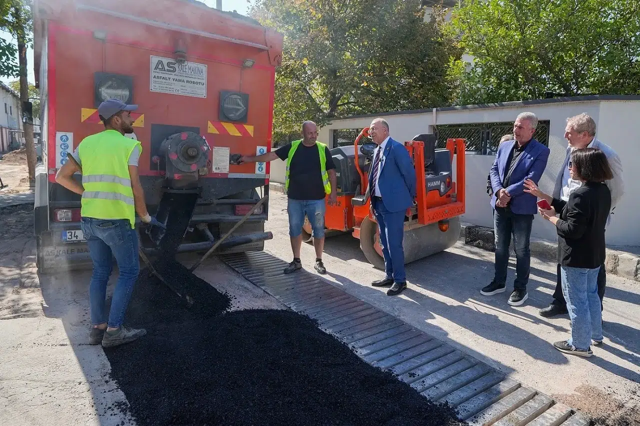 Geleceğin gazetecilerine uygulamalı fotoğrafçılık eğitimi verildi