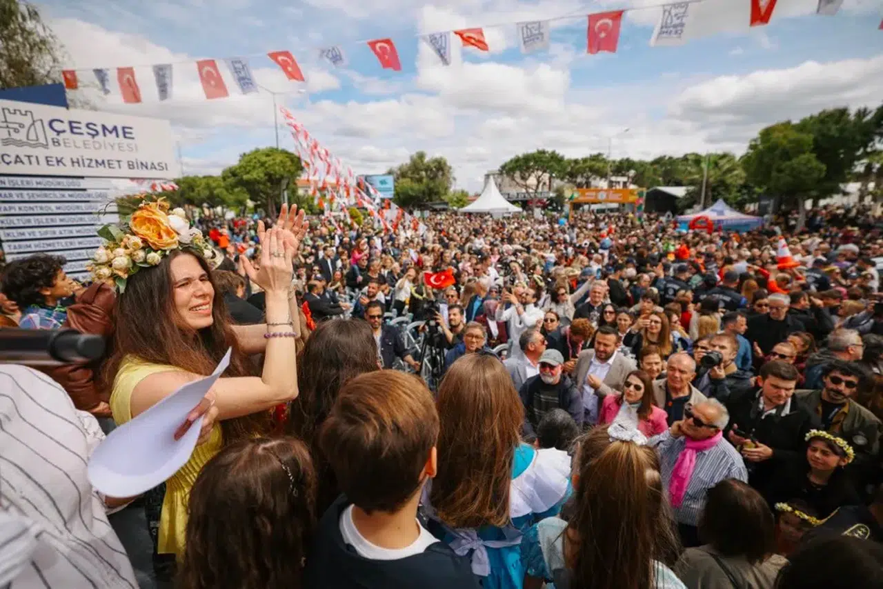 15. Uluslararası Alaçatı Ot Festivali yüz binlerce kişiyi ağırladı