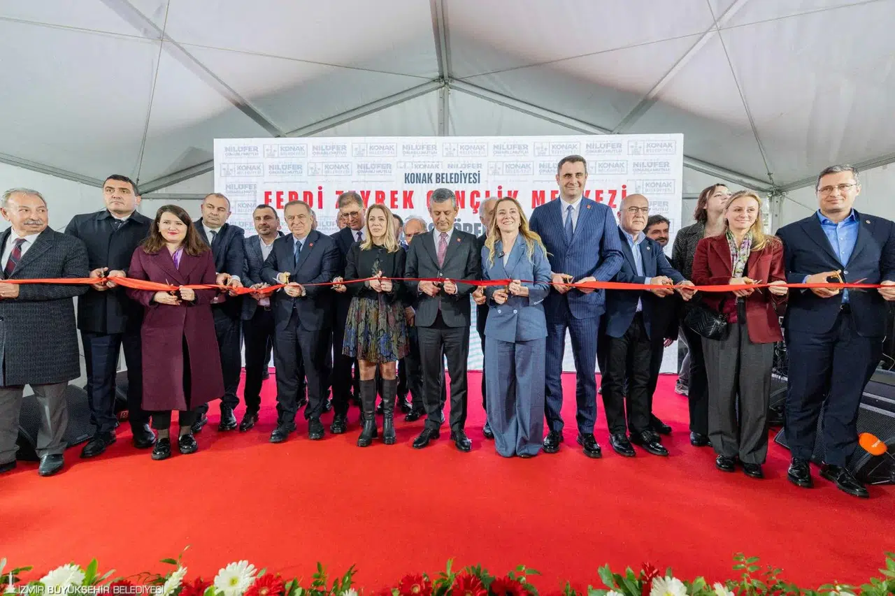 Ferdi Zeyrek’in adı, gençlik merkezinde yaşayacak