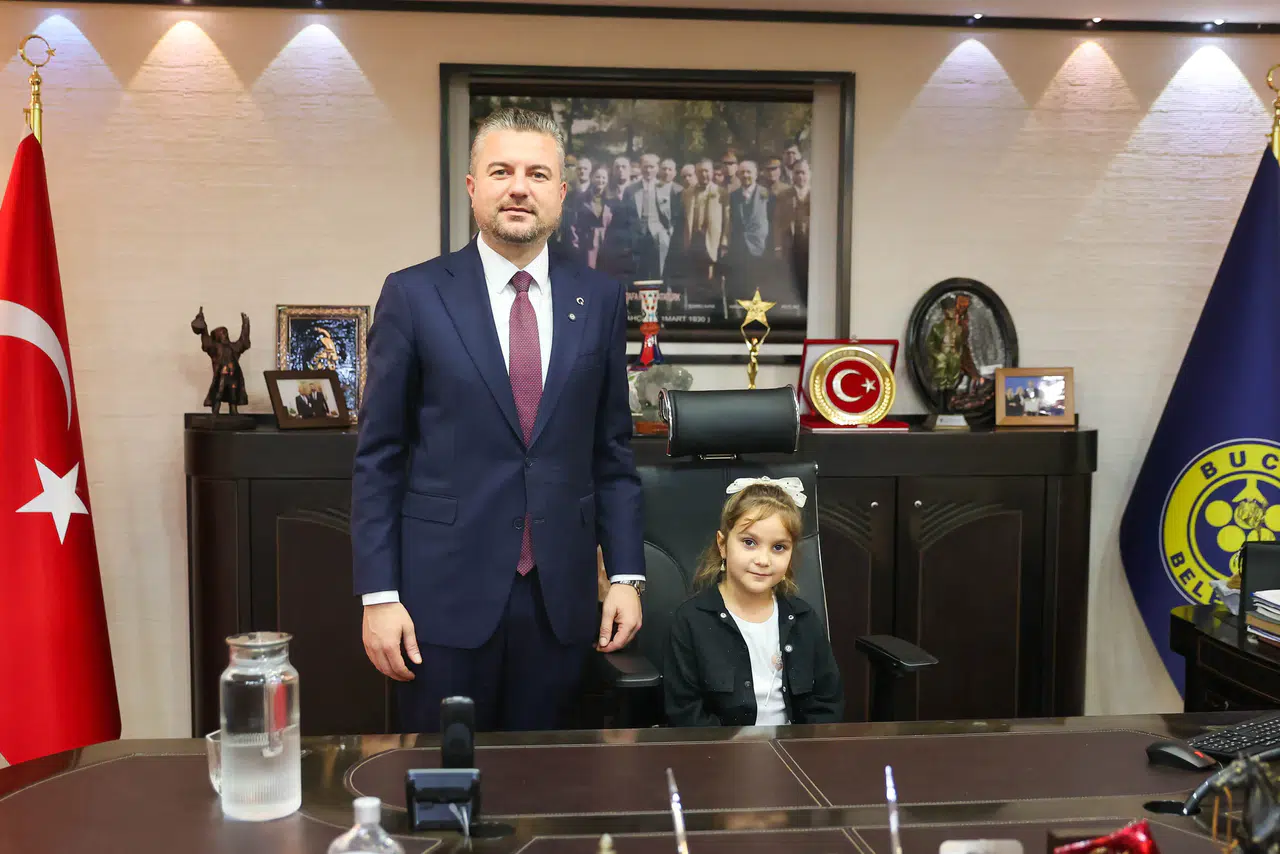 Buca’da başkanlık koltuğu Adasu’ya emanet edildi