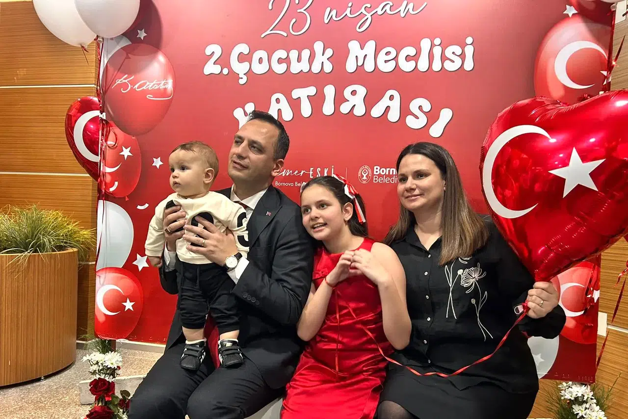 23 Nisan ruhu Bornova’da çocukların sesiyle yükseldi