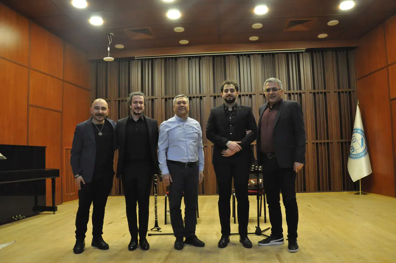 EÜ Konservatuarında Klarnet ve Ud ile Haydar Tatlıyay eserleri icra edildi