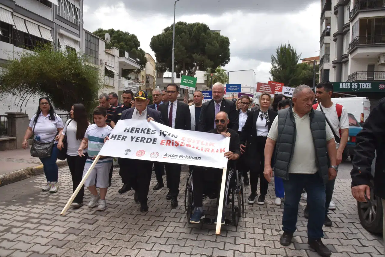 Başkan Pehlivan: Mesele engelleri sevgiyle birlikte aşabilmektir